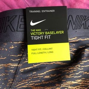 Brand New Nike Tight Fit Leggings